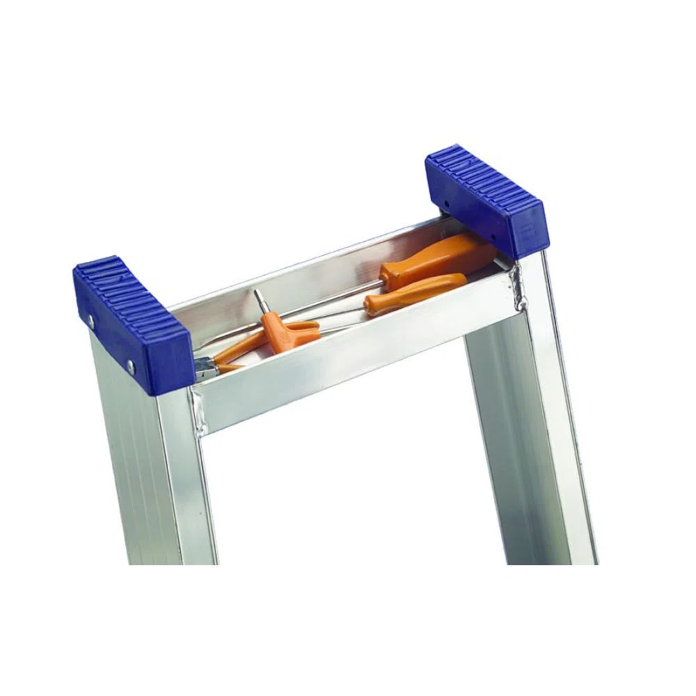 Svelt Scala Professionale 3 Gradini con Piattaforma e Parapetto – Alluminio Rinforzato con Profilo Scatolato – Altezza di Lavoro 254/274 cm – Portata 150 kg – EN131 e D.Lgs. 81/08